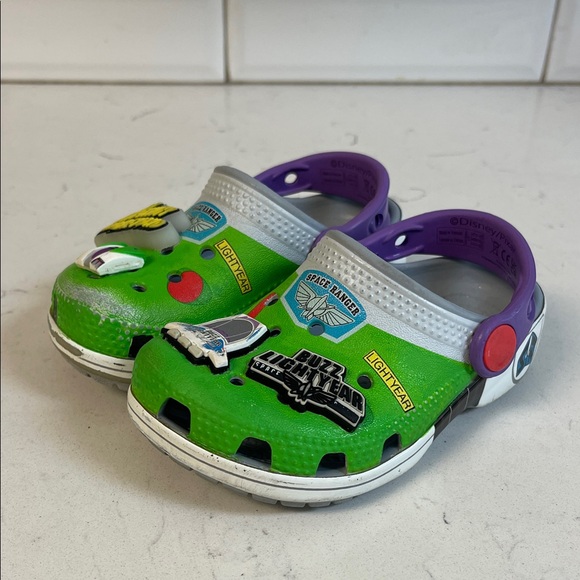 CROCS Other - Crocs Toy Story Buzz Classic Clog - Kids'
Buzz Lightyear Light Up Slip-On Size 7